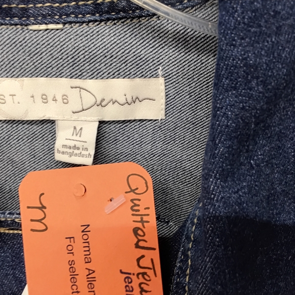 3873 Size Medium Quilted Patchwork Jean Jacket with Multicolor Leaves - Picture 7 of 7